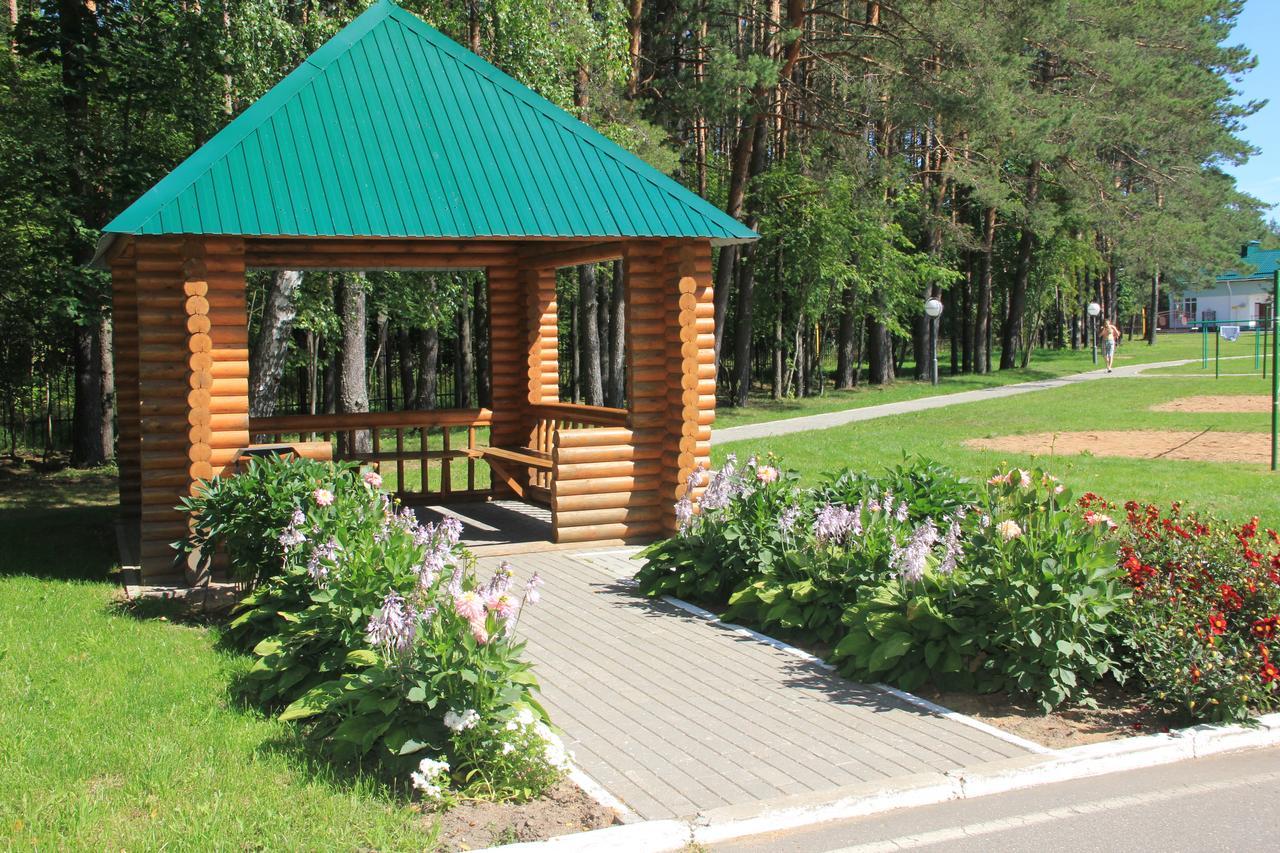 Hotel Sanatoriy Priozernyi Naratsch Exterior foto